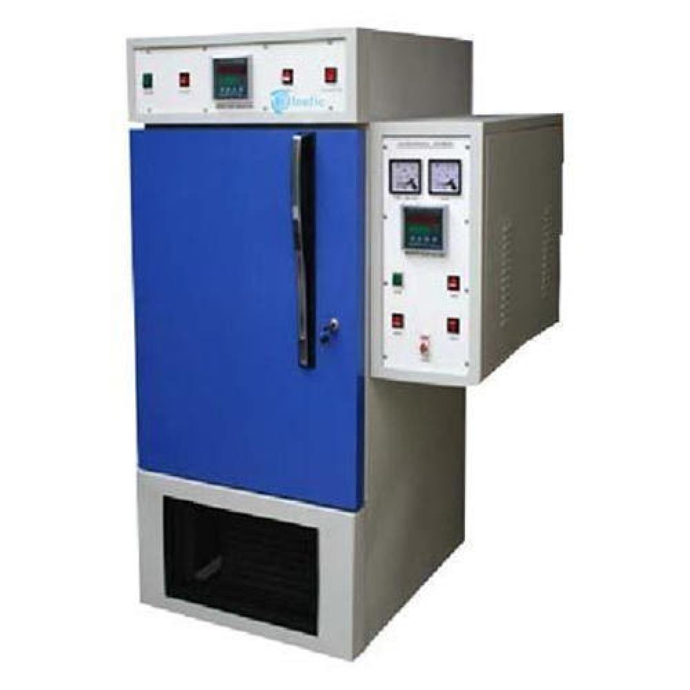ENVIRONMENTAL CHAMBER
