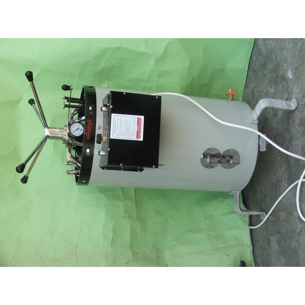 AUTOCLAVE VERTICAL RADIAL LOCKING  WITH DIGITAL FULLY AUTOMATIC