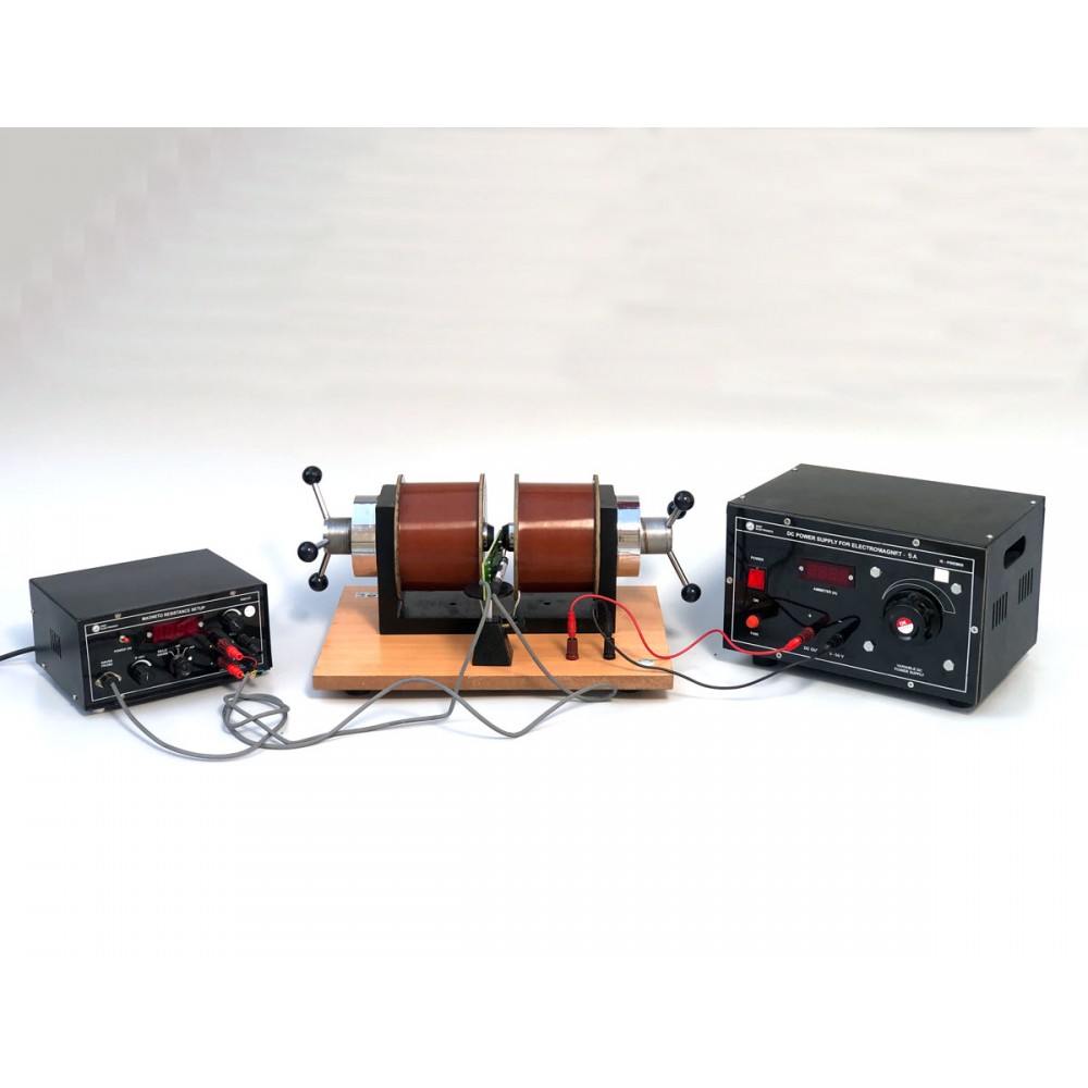 Magneto resistance of semiconductor