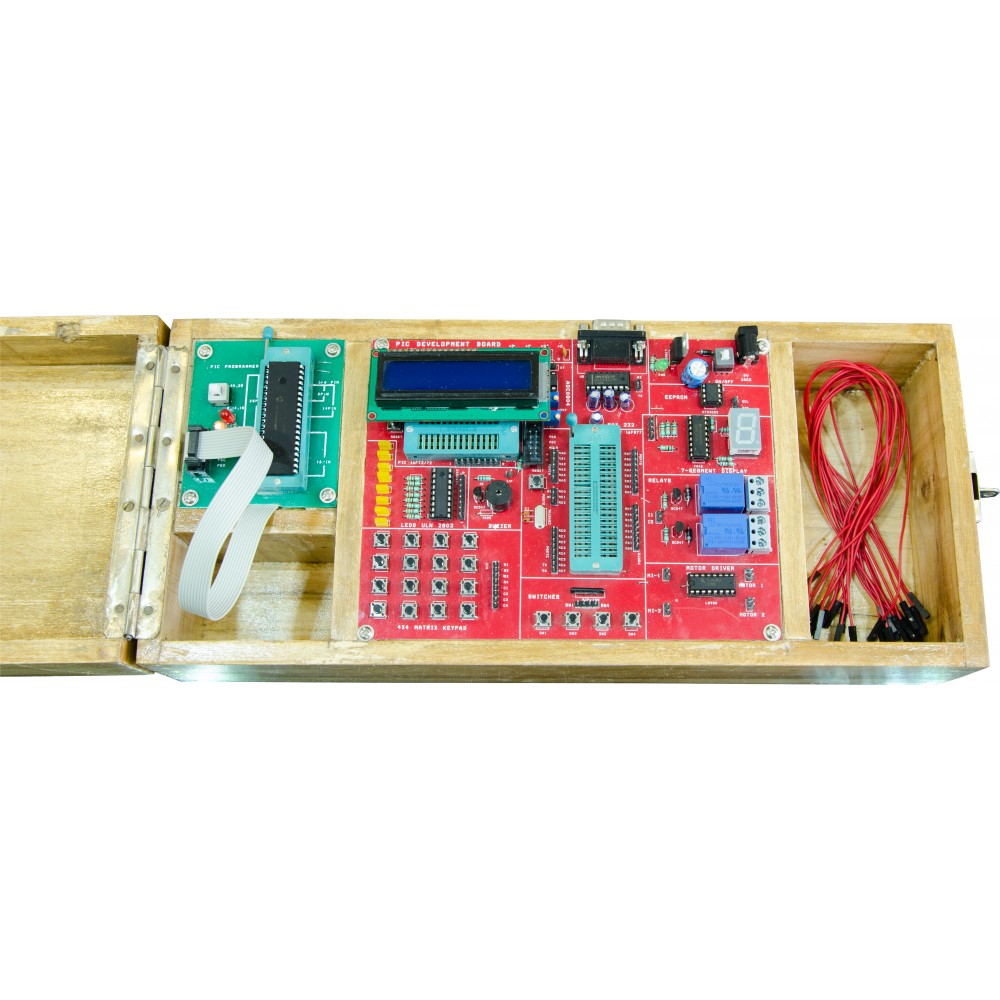 PIC DEVELOPMENT BOARD WITH USB PROGRAMMER