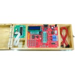 PIC DEVELOPMENT BOARD WITH USB PROGRAMMER